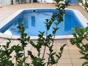 Algarve, Carvoeiro centre-ville, Récent appartement en duplex pour 5 personnes